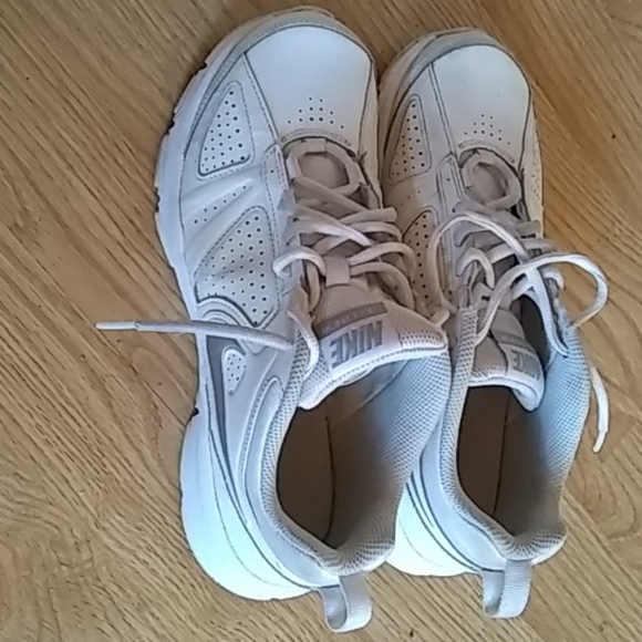 Ladies Nike T Lite X1 - Picture 2 of 4